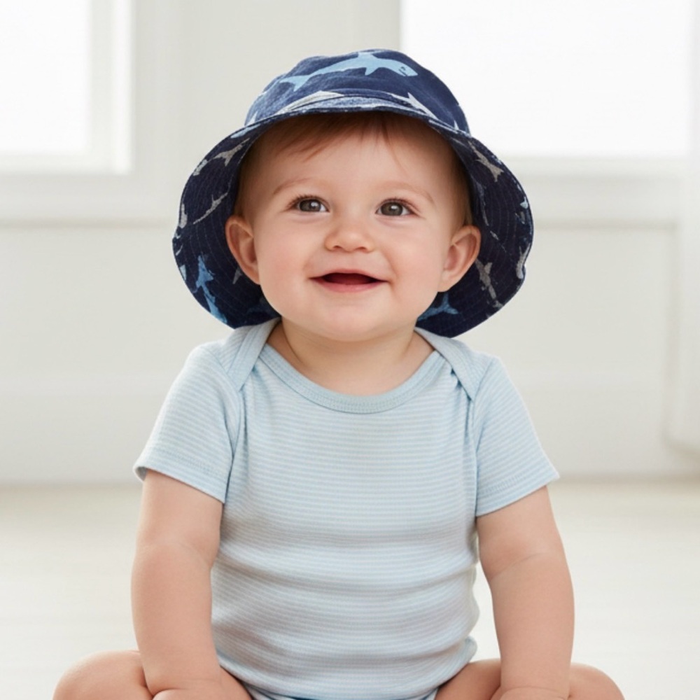 Hatley Reversible Shark Bucket Hat Navy Blue 12-18M Baby Sun Hat